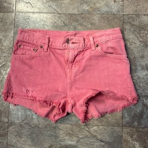 Women’s pink Levi shorts
